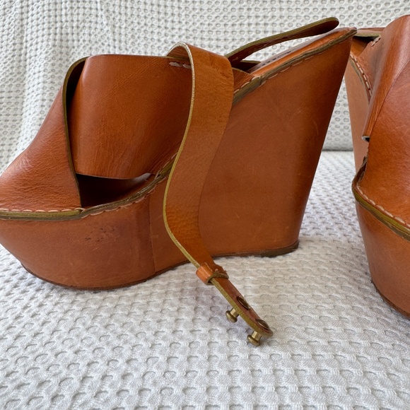 Chloe Leather Wedge Shoe - Picture 10 of 12